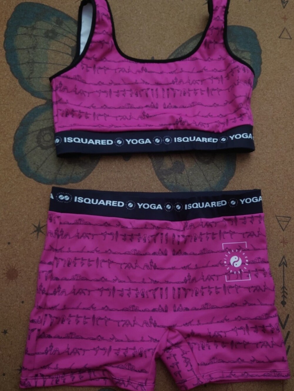 ISQUARED YOGA Hot Pink Sports Bra & Shorts Set Perfect For Bikram Yoga!! Size M